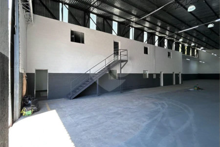 Casa para alugar no condomínio Igarapé, São Paulo - SP