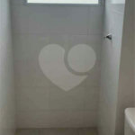 Apartamento no Condomínio Monte Athos.
