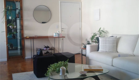 Apartamento à venda com 2 quartos, sendo 1 suíte,  em Cerqueira César, São Paulo, SP