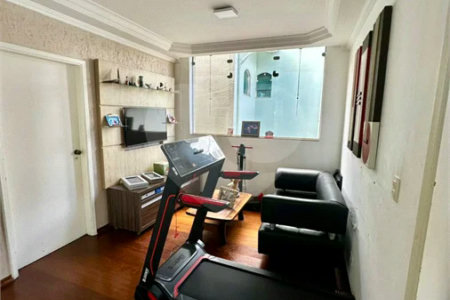 Casa de Alto Padrão à Venda no Parque dos Pássaros – 350 m²