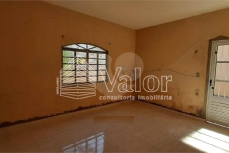 Casa térrea para venda na Vila Carmem .