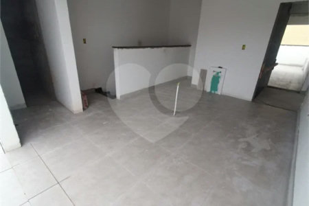 Cobertura com 100m² , 2 dormitórios , sendo 1 suíte , 1 vaga , à venda no bairro Campestre em Santo André.