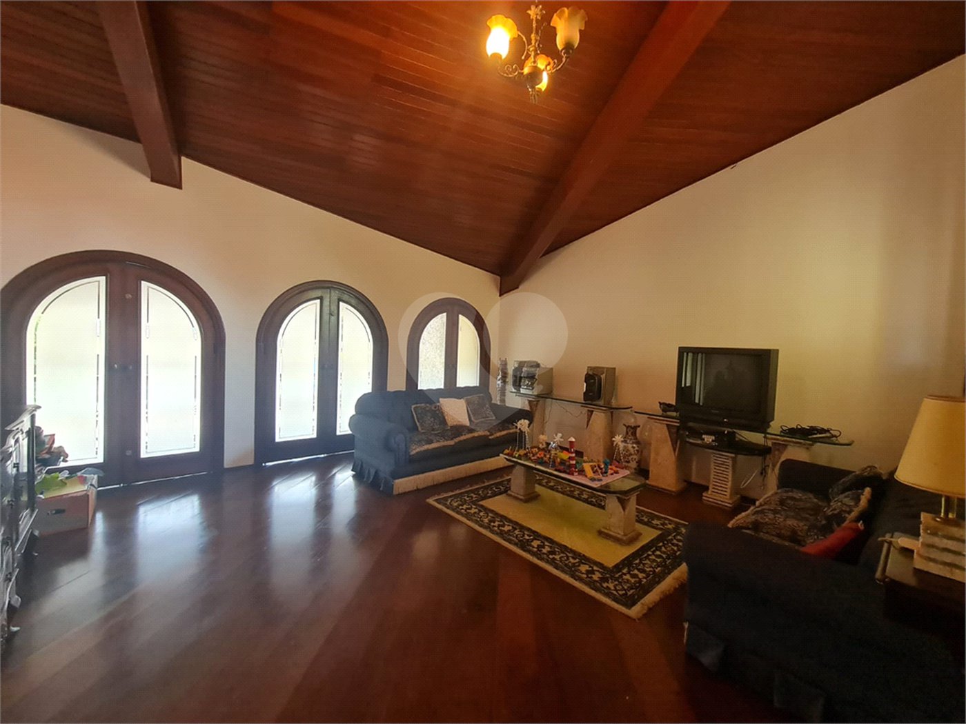 Casa à venda com 3 quartos, sendo 1 suíte, em Interlagos, São Paulo, SP