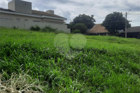 Lote a venda no condominio Villaggio Capriccio