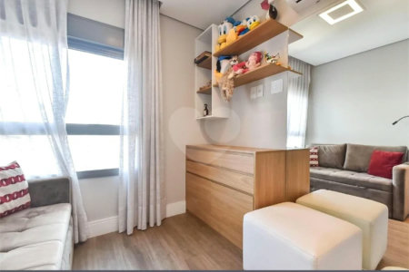 Apartamento à venda na Vila Mariana. Localização espetacular!