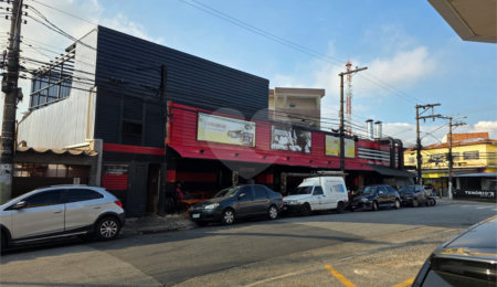 PRÉDIO COMERCIAL