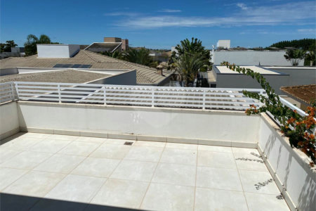 Casa à Venda de 4 dormitórios suítes em São Carlos, no Condomínio Damha I