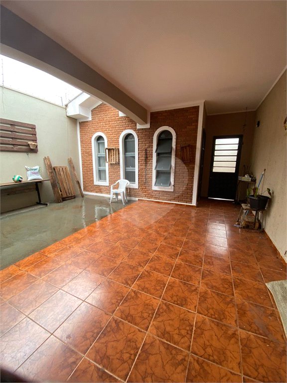 Casa à Venda no Jardim Bandeirantes