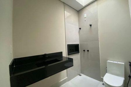 Casa à venda com 3 quartos, sendo 1 suíte, no condomínio Terras da Estancia, Paulínia- SP