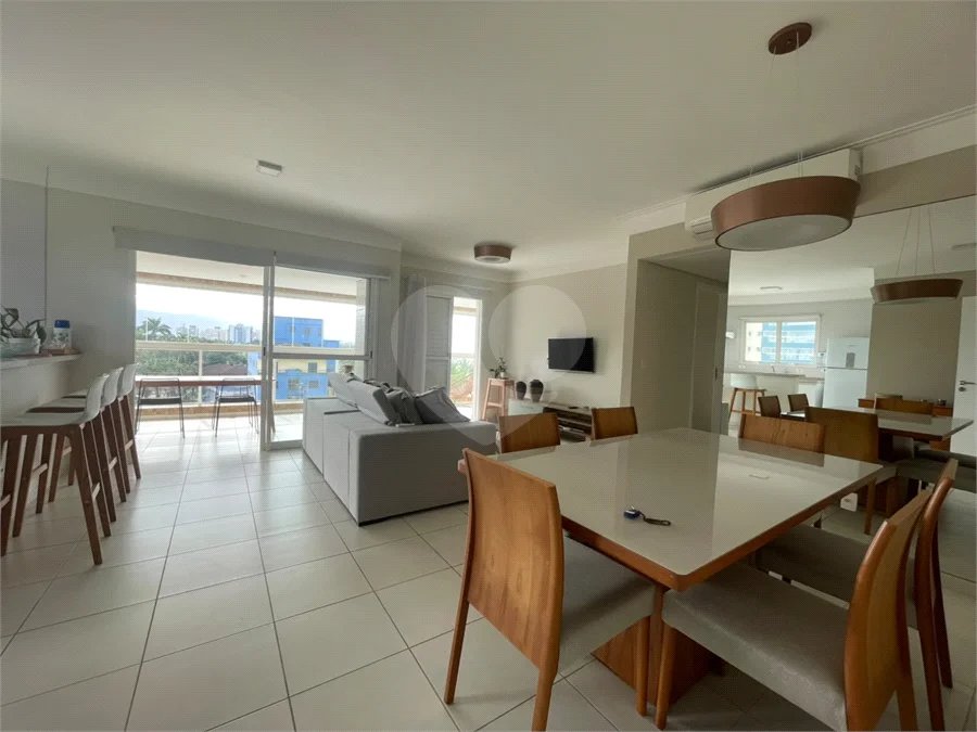 Apartamento à venda com 2 suítes no Centro, Bertioga, SP