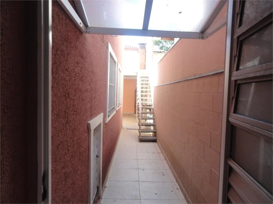 Sobrado à venda com 3 quartos, sendo 1 suíte,  em Parque Ipê, São Paulo, SP