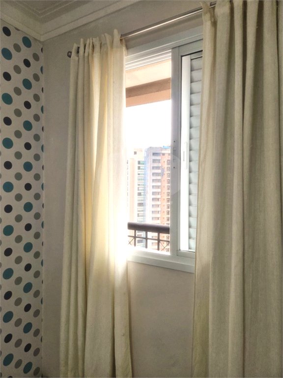 Apartamento na Chácara Inglesa com 2 dormitórios (1 suite), varanda, vista livre e vaga