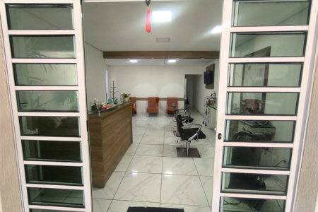 Sobrado Comercial com Grande Potencial – Campo Limpo