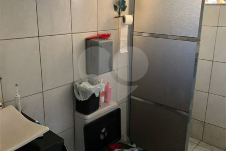 Casa com 300m², 5 quartos (3 suítes), 3 garagens, à venda em Itaquera