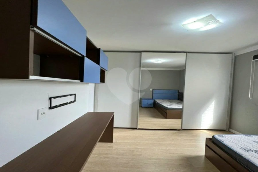 Apartamento à venda com 3 quartos, sendo 1 suíte,  em Vila Guilherme, São Paulo, SP