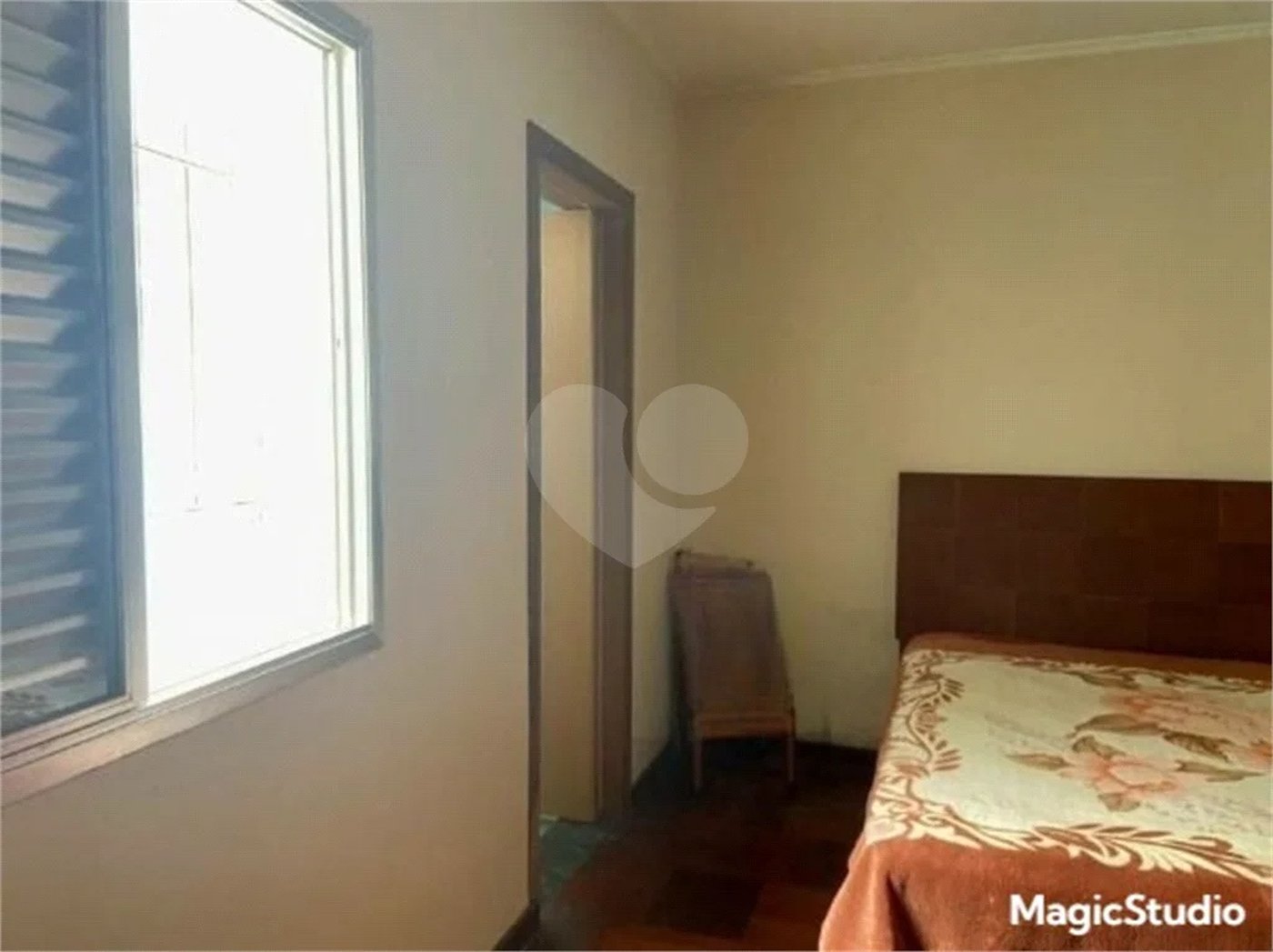 Casa com 180m², 3 dormitórios, sendo 1 suíte, 2 vagas, à venda na Vila Prudente.