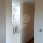 Apartamento á venda, com 03 Dormitórios, em São Carlos.