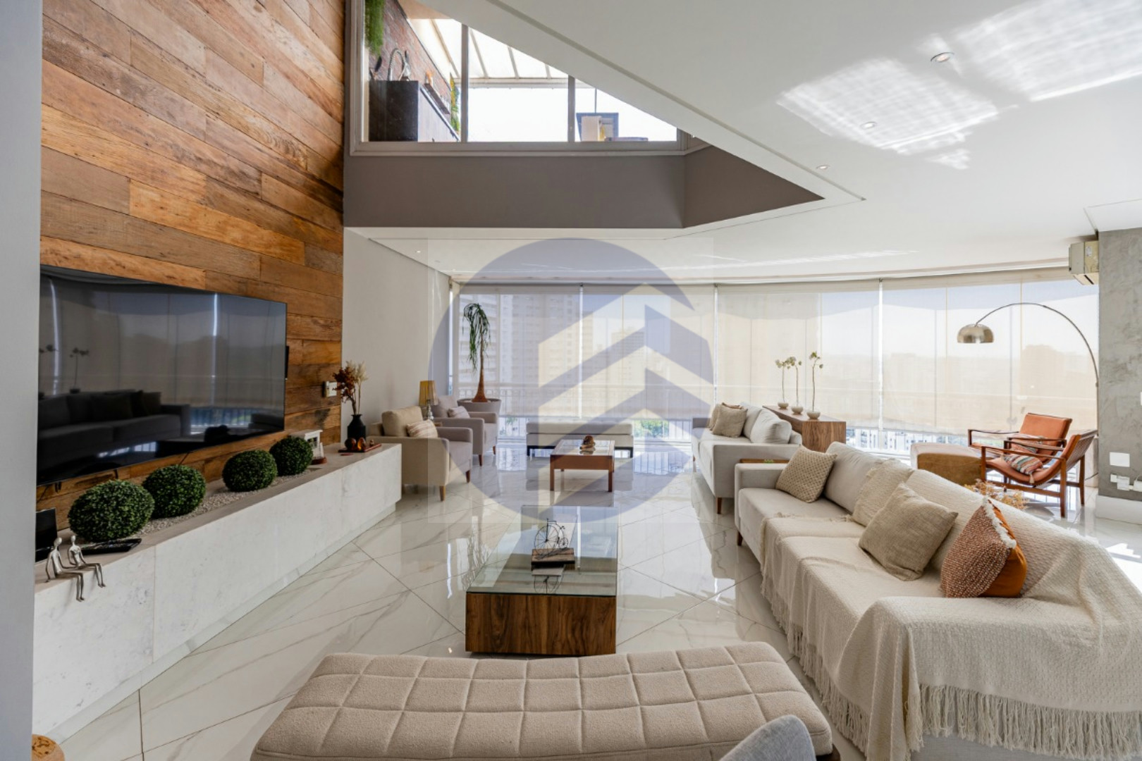 Cobertura, 3 quartos, 287 m² - Foto 1