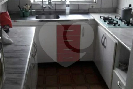 Sobrado à venda na Quarta Parada, para comércio ou residência, entre Alto da Mooca e Belenzinho