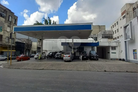 Espaço ideal para posto de gasolina, farmácia e loja no Bom Retiro