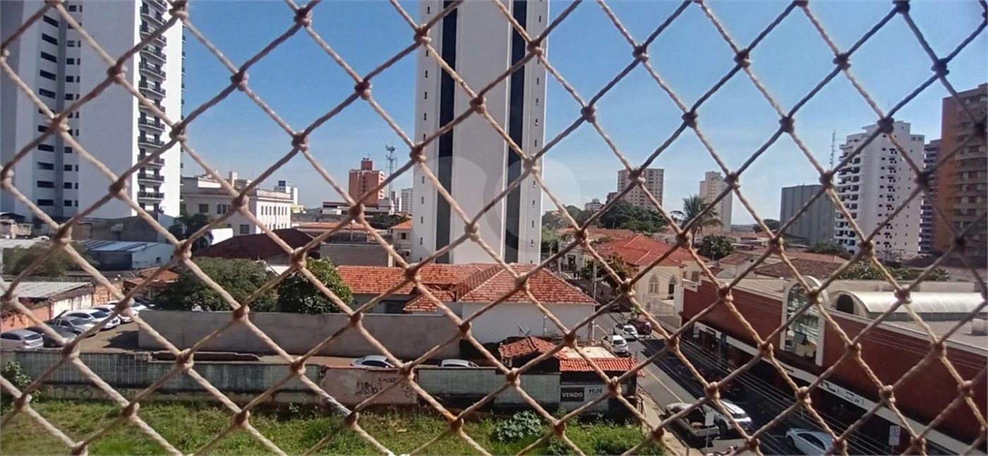 Apartamento à venda no Ed. Luciano Guidotti em Piracicaba/SP.