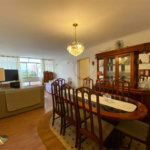 Apartamento de 03 Dormitórios com uma Vaga.