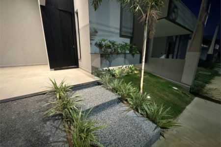 CASA A VENDA COM 3 DORMITÓRIOS, SENDO 1 SUITE NO SESIDENCIAL VILLENEUVE