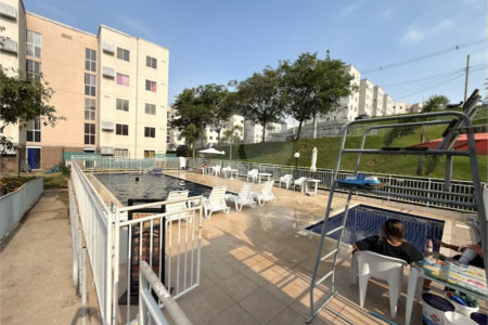 Apartamento 2 Quartos no Condomínio Parque Ville | Estrada da Cachamorra