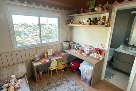 Apartamento à venda no bairro Vila Regente Feijó com 165 m² de área útil construída, com 3 dormitórios, sendo 3 suítes,Mobiliado com 3 Suítes 3 Vagas no Araribá Home Resort