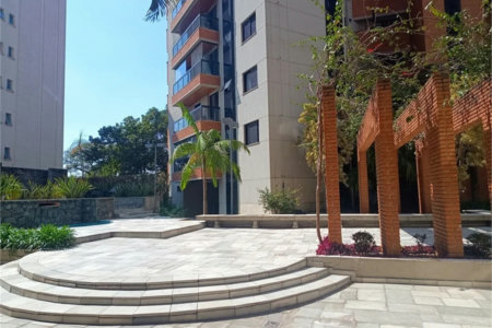 Apartamento à venda com 3 suítes em Morumbi, São Paulo, SP