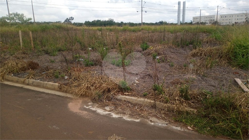 Lote no Jardim do Bosque, aceita financiamento ou aquisição de terreno e construção