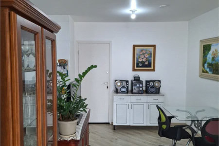 Apartamento à venda com 2 quartos em Jardim Esmeralda, São Paulo, SP