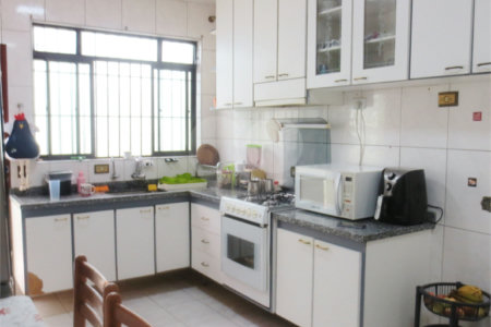 Casa Térrea à venda na Saúde - 4 Quartos/1 Suíte/2 Vagas - metrô São Judas