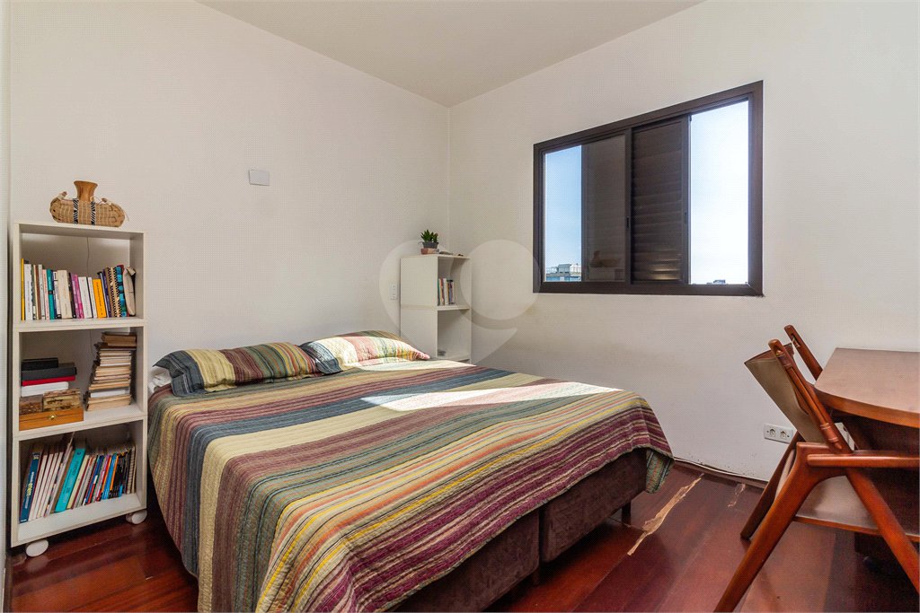 Apartamento para venda com 75 m, dois dormitórios, uma vaga na Vila Madalena!