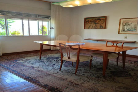 Casa de Alto Padrão à Venda – Campo Belo | São Paulo/SP