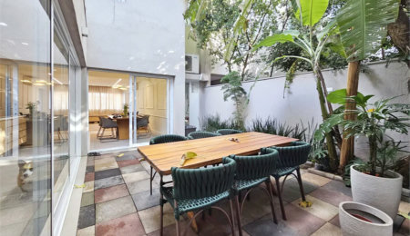 Casa de Vila à venda com 3 suítes em Vila Nova Conceição, São Paulo, SP