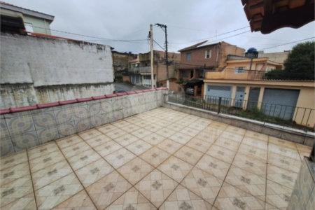 Sobrado com 2 dormitórios com 2 vagas de garagem