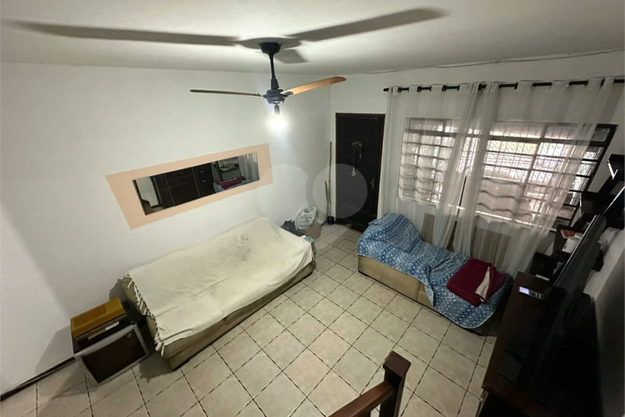 Sobrado à venda com 3 dormitórios próximo ao Shopping Interlagos