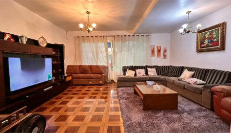 Casa à venda com 3 quartos, sendo 1 suíte,  em Santo Amaro, São Paulo, SP