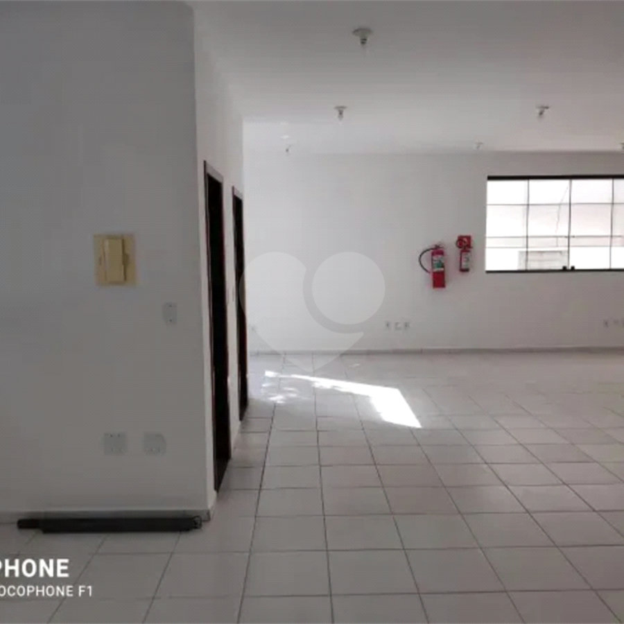 PONTO COMERCIAL A VENDA COM 344M², SALAS AMPLAS, 7 BANHEIROS, 8 VAGAS - JARDIM SATÉLITE- SÃO JOSÉ DO
