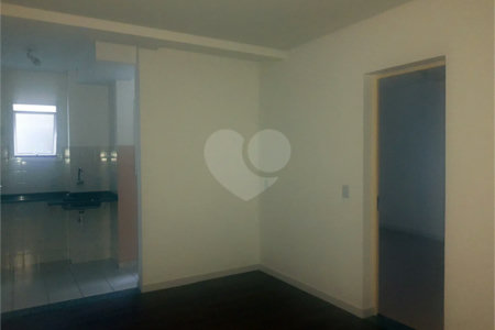 Apartamento em excelente localização na Av. Ipiranga Centro de São Paulo