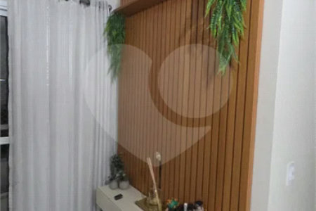 Indaiatuba - Condomínio Grand Ville - Apto mobiliado - Locação - R$ 3.000,00 - condominio - R$ 620,82 - IPTU - R$ 102,83- Apartamento 63m³ - 3 quartos - Apartamento semi mobiliado com ar condicionado - 1 quarto suíte. Inclui cama box Queen e guarda roupa modulado grande. 1 quarto com guarda-roupas.