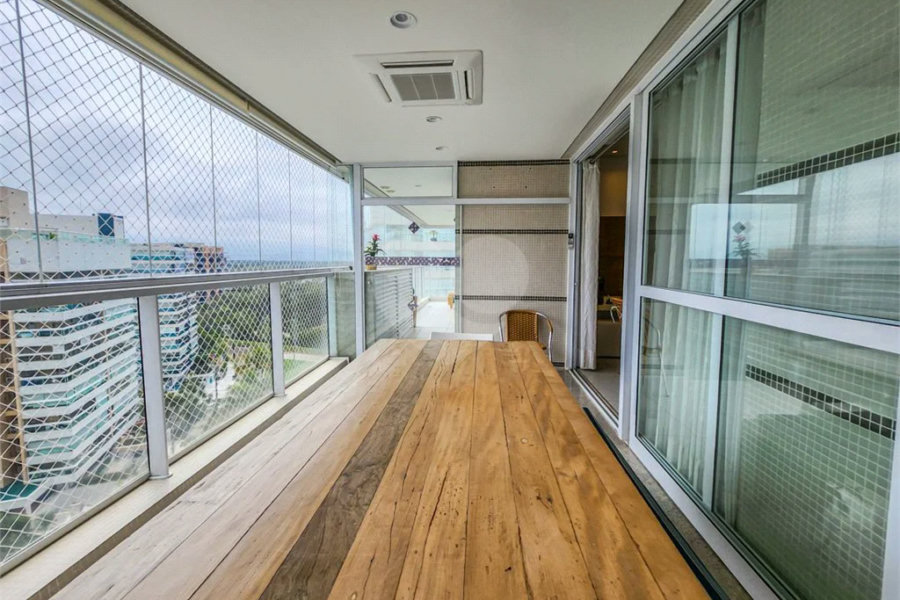 Apartamento à venda com 3 suítes em Riviera de São Lourenço, Bertioga, SP