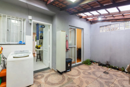 Sobrado à venda com 2 quartos no condomínio Condomínio Villas da Granja, Cotia - SP