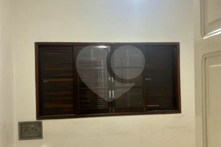 Casa a Venda no Charmoso Bairro do Belém com 300 m2 e Excelente Localização no charmoso bairro do Belém