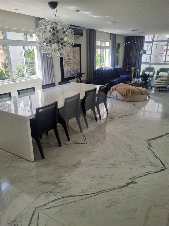 Apartamento à venda com 2 suítes em Cerqueira César, São Paulo, SP