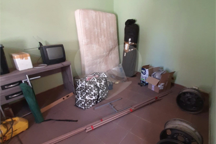 Casa terrea para venda no bairro Palmas do Tremembe.