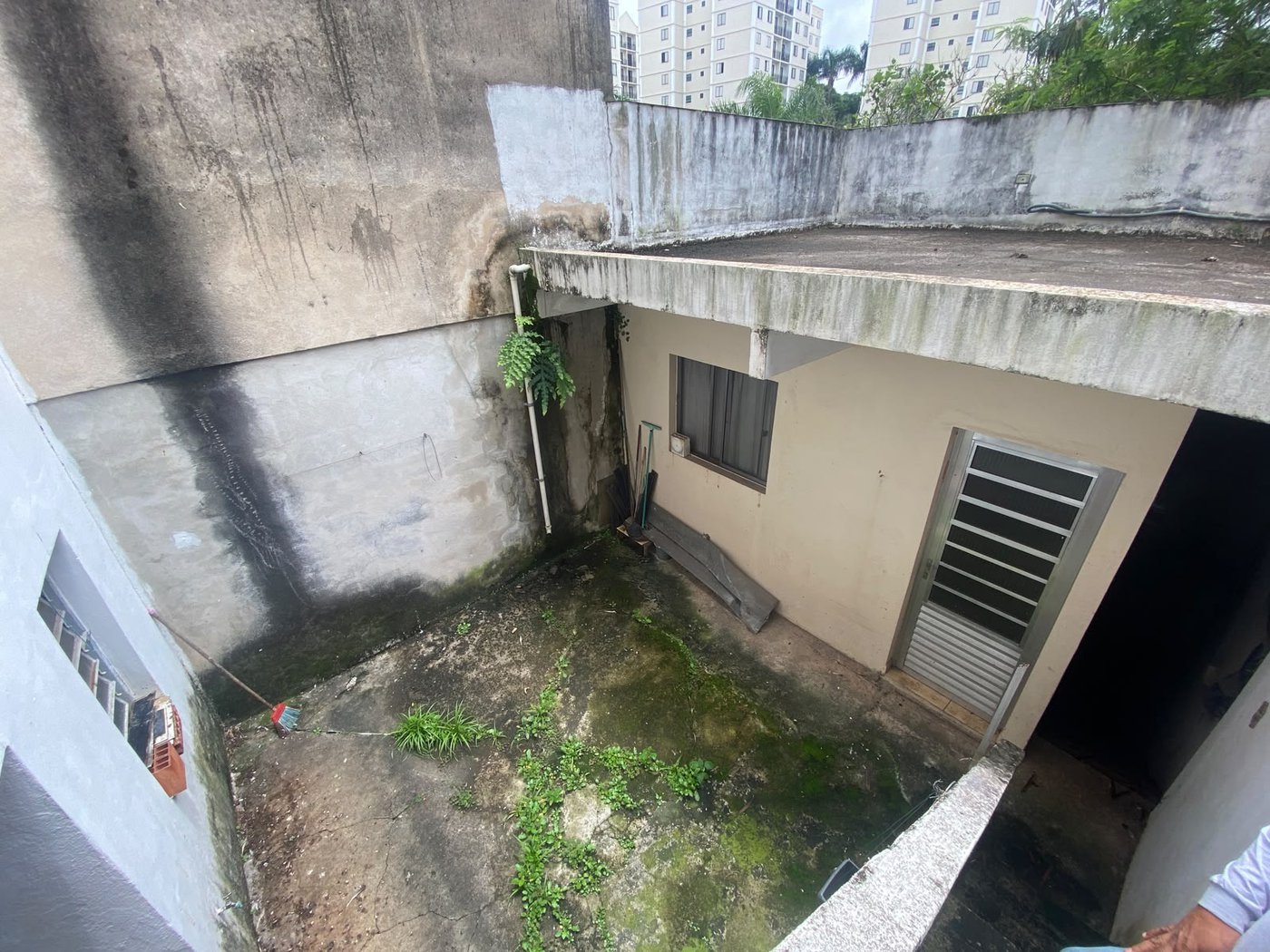 Casa à venda com 2 quartos em Jardim Alvorada, oportunidade para investidor