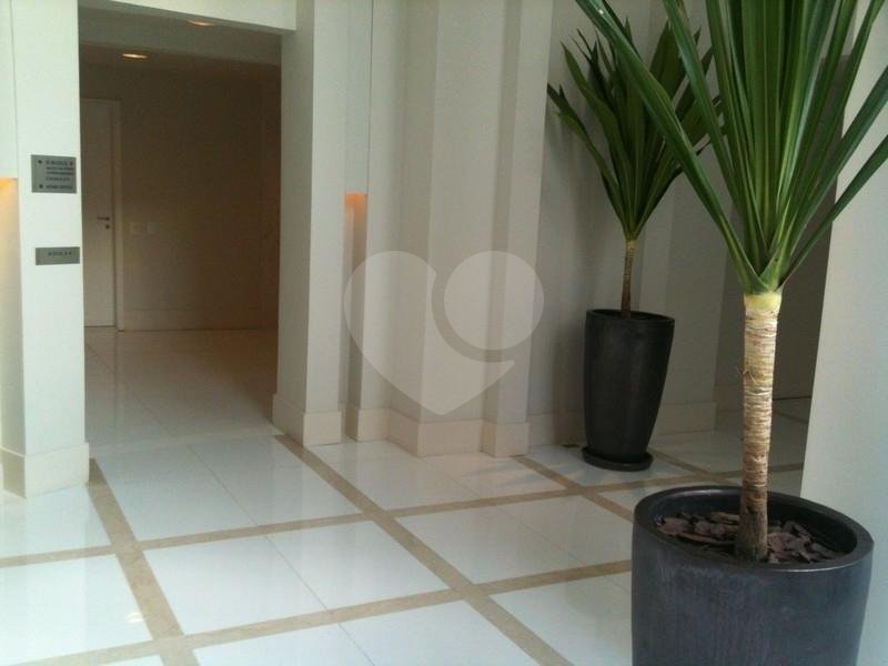 Apartamento no Campo Belo