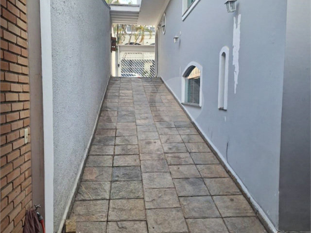 Sobrado à venda com 4 quartos, sendo 1 suíte,  em Palmas do Tremembé, São Paulo, SP